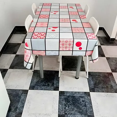Apartamento Piso Centrico En Conil Solo Alquilamos A Familias *