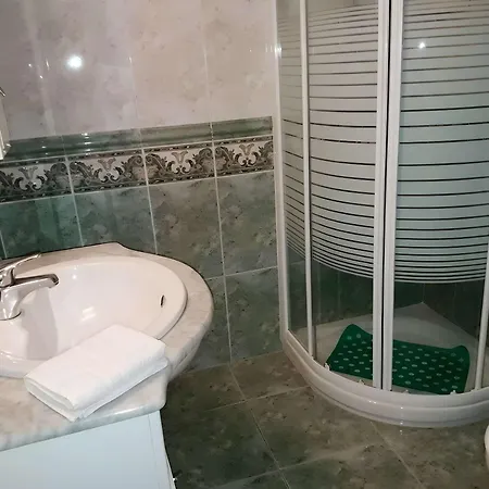 Piso Centrico En Conil Solo Alquilamos A Familias Appartement