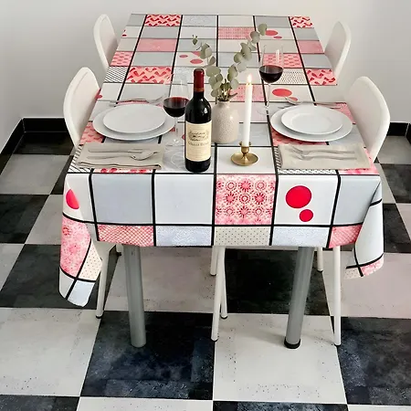 Piso Centrico En Conil Solo Alquilamos A Familias *