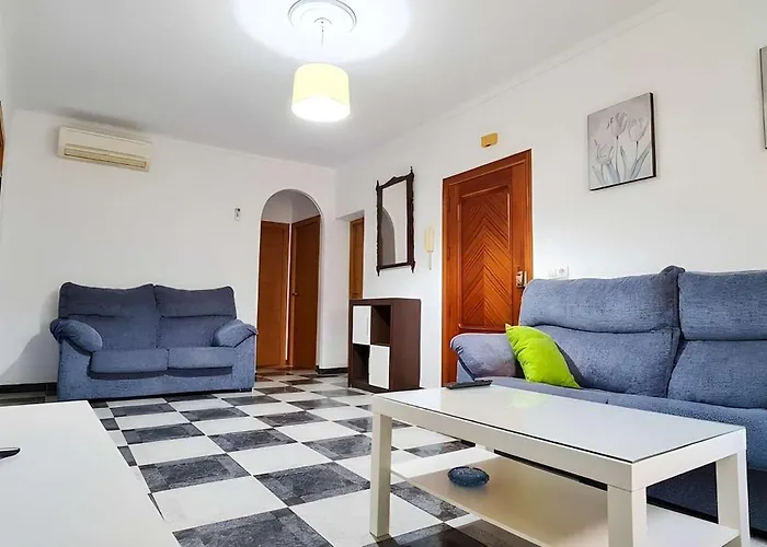 Appartement Piso Centrico En Conil Solo Alquilamos A Familias
