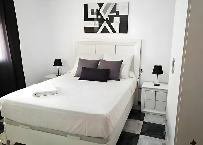 Piso Centrico En Conil Solo Alquilamos A Familias Appartement